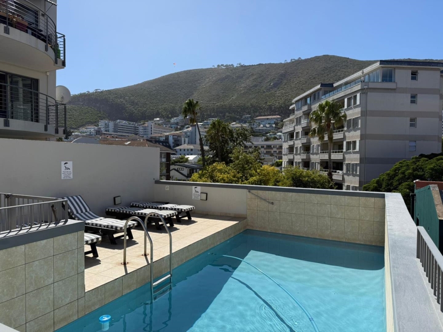 To Let 1 Bedroom Property for Rent in Sea Point Western Cape